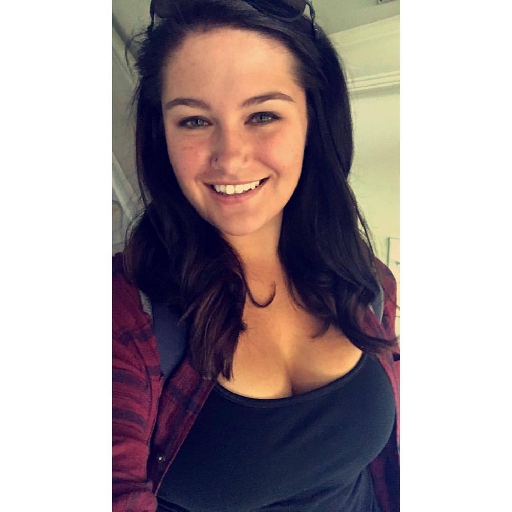 Meet your Posher, Bailey